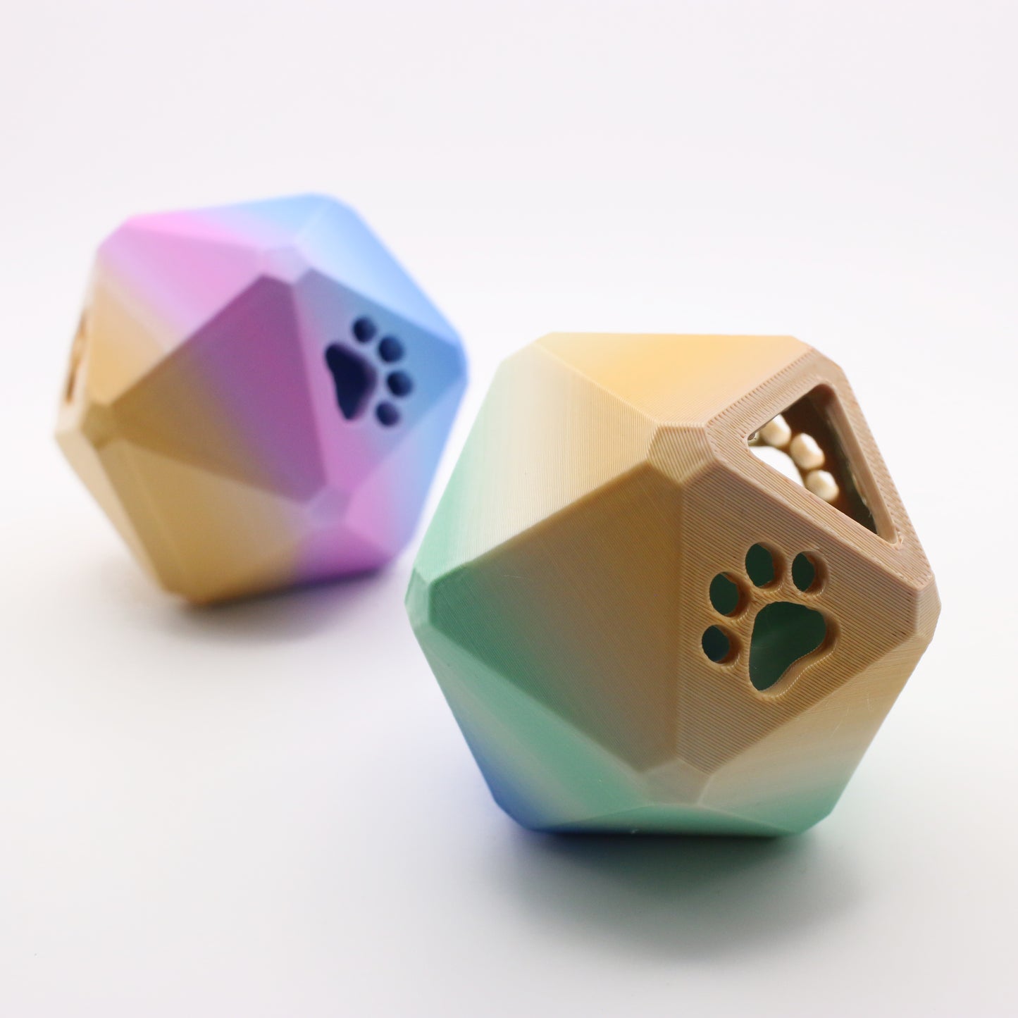 Treat Dispenser Ball - Silky Shine