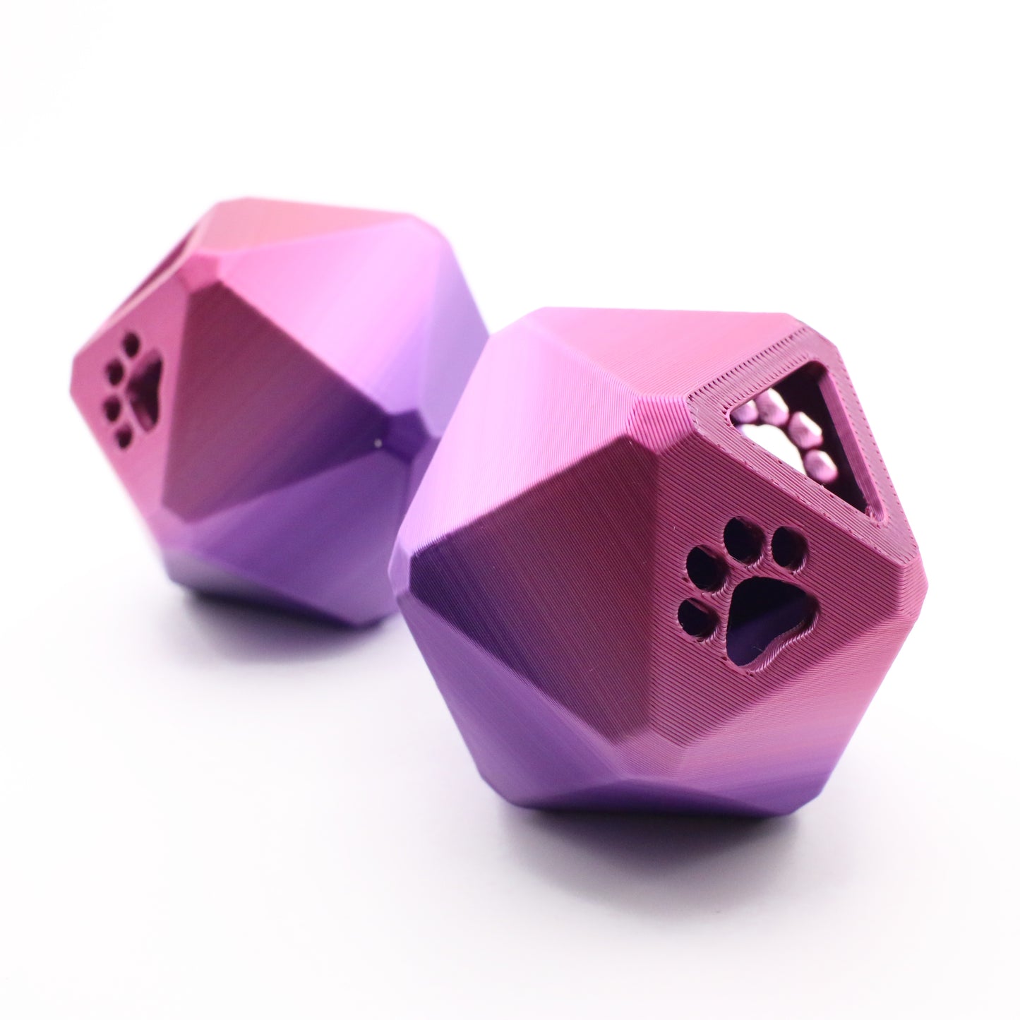Treat Dispenser Ball - Silky Shine